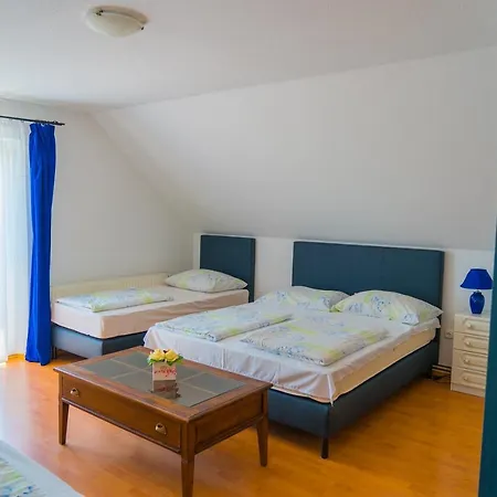 住宿加早餐酒店 坎帕里住宿加早餐旅馆 3*